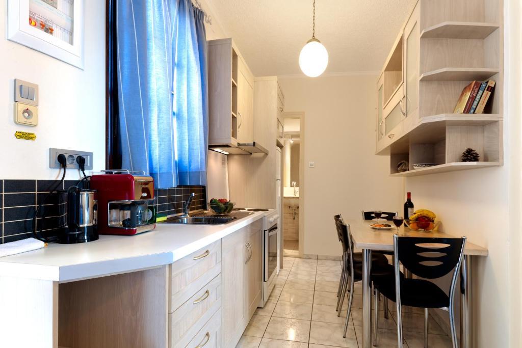 Giorgi'S Blue Apartments Kalathas Rom bilde