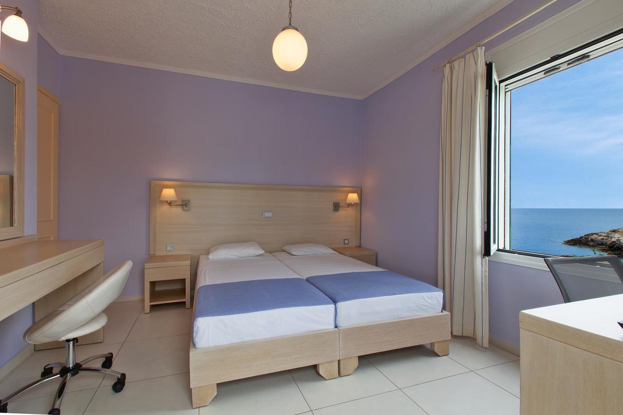 Giorgi'S Blue Apartments Kalathas Eksteriør bilde