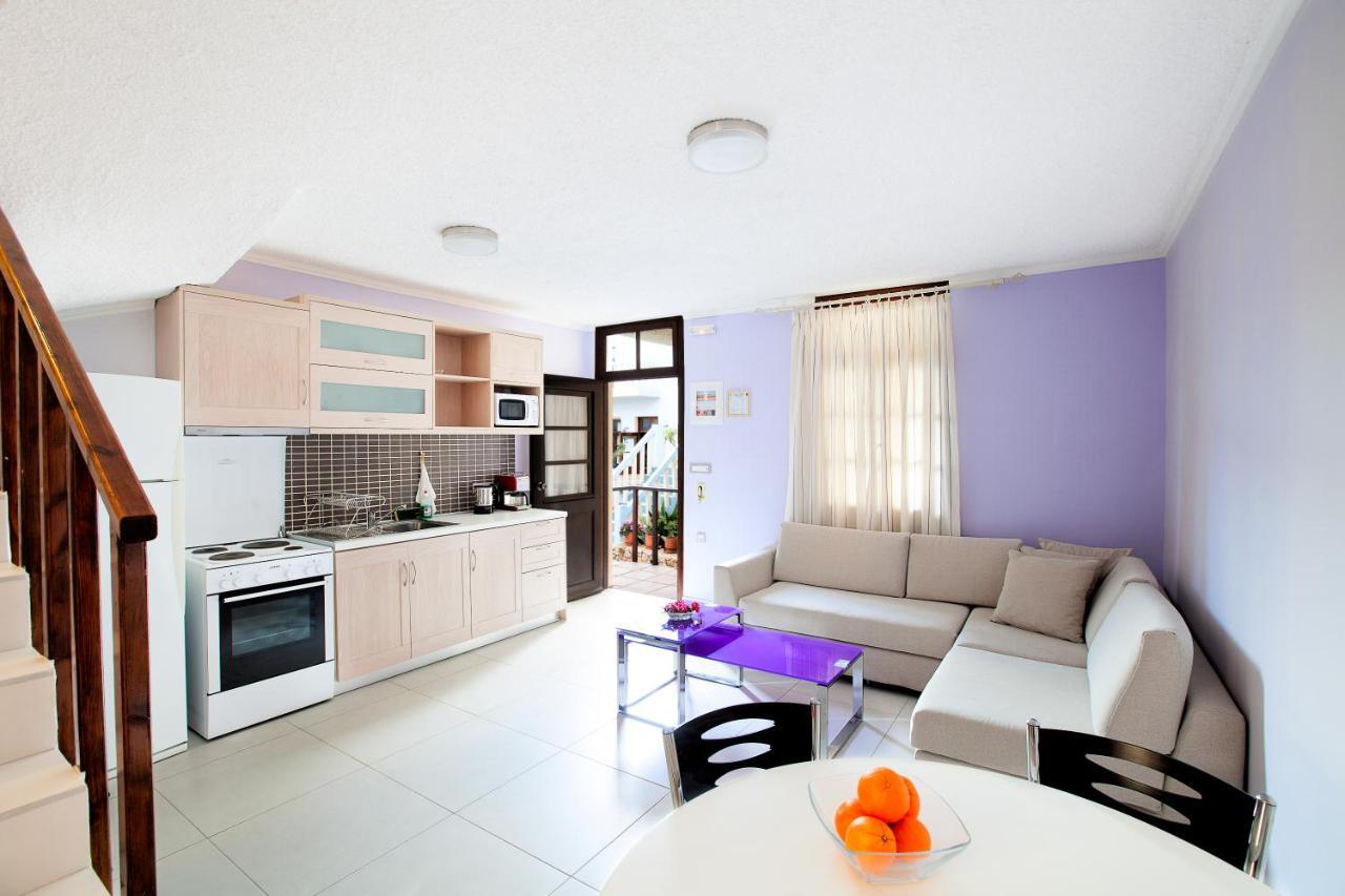Giorgi'S Blue Apartments Kalathas Rom bilde