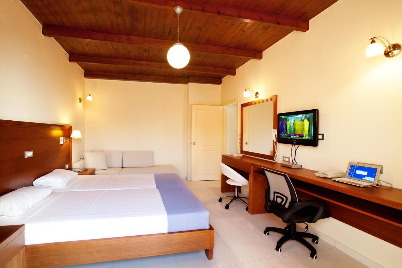 Giorgi'S Blue Apartments Kalathas Rom bilde